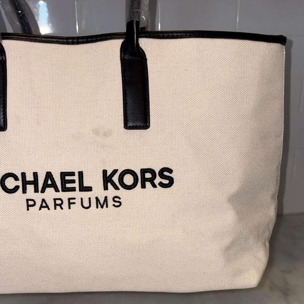 Michael Kors Canvas Tote Bag Weekender Beige Black Parfums